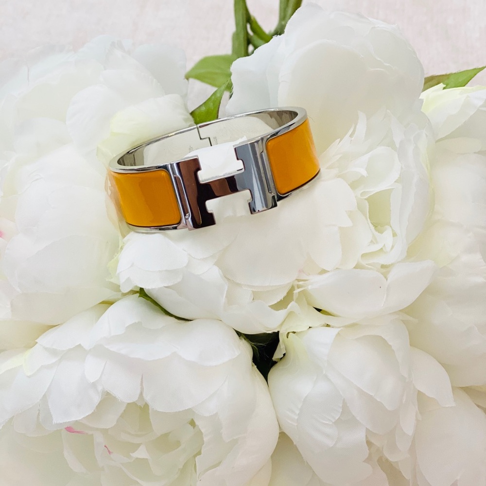 Authentic Hermes clic clac H bracelet